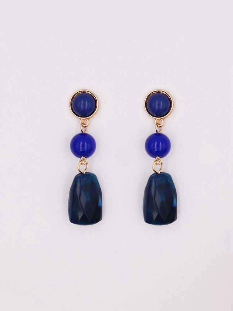Pendientes largos de resina